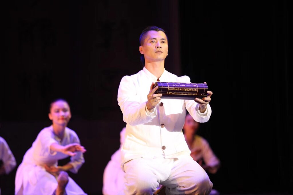 舞蹈藝術家在澳的生存之道 ——專訪舞者劉迎宏先生