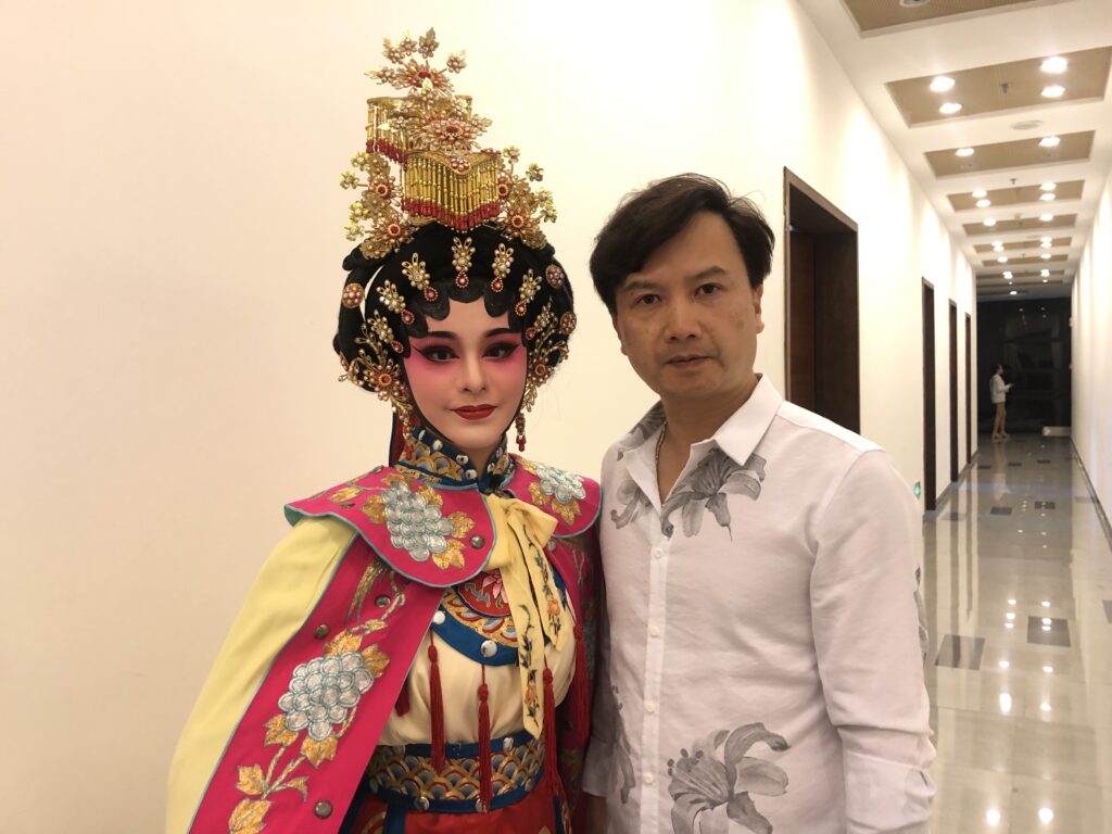 粵曲傳統文化的時代責任及傳承 ——專訪粵劇名伶朱振華