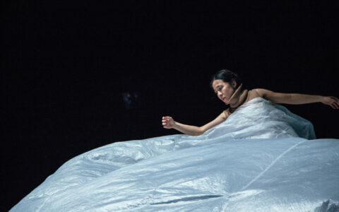 石頭公社裝置劇場《織·景·物：晚潮》月底巡演廣州延續「肢體解構」跨界創作和想像