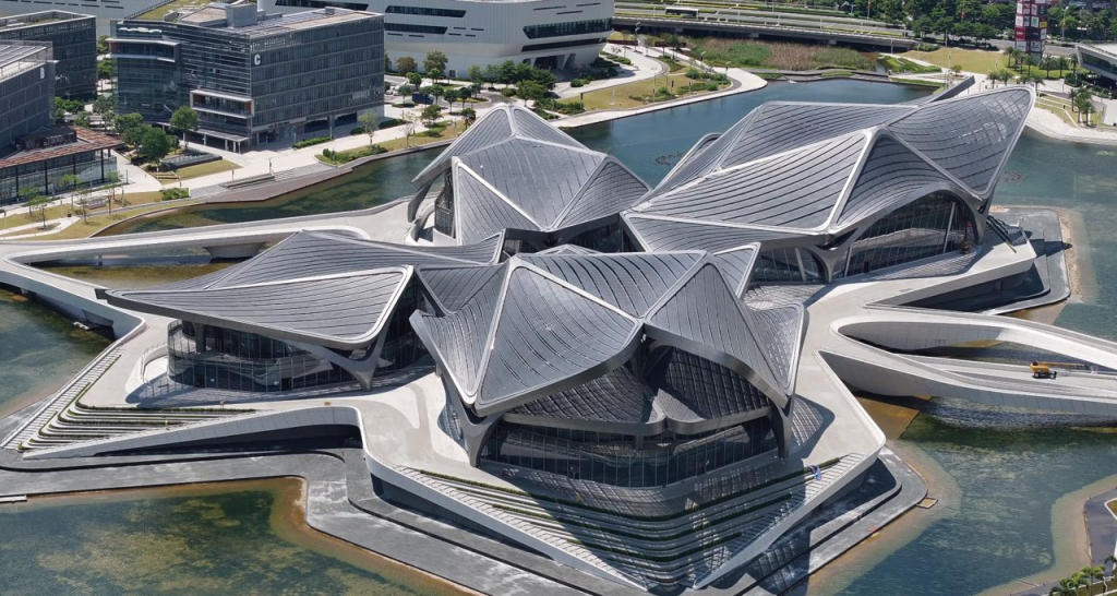 當現代建築邂逅革命詩篇——《永不消逝的電波》登陸珠海