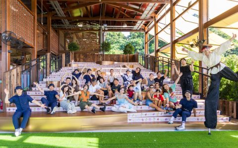 在荔枝碗中尋回童心