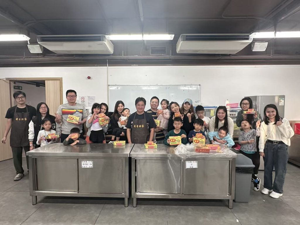 公益課堂《爺爺奶奶一堂課》薪傳非遺 親子攜手點燃澳門文化傳承之火