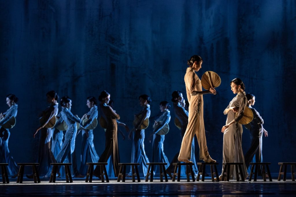 當現代建築邂逅革命詩篇——《永不消逝的電波》登陸珠海