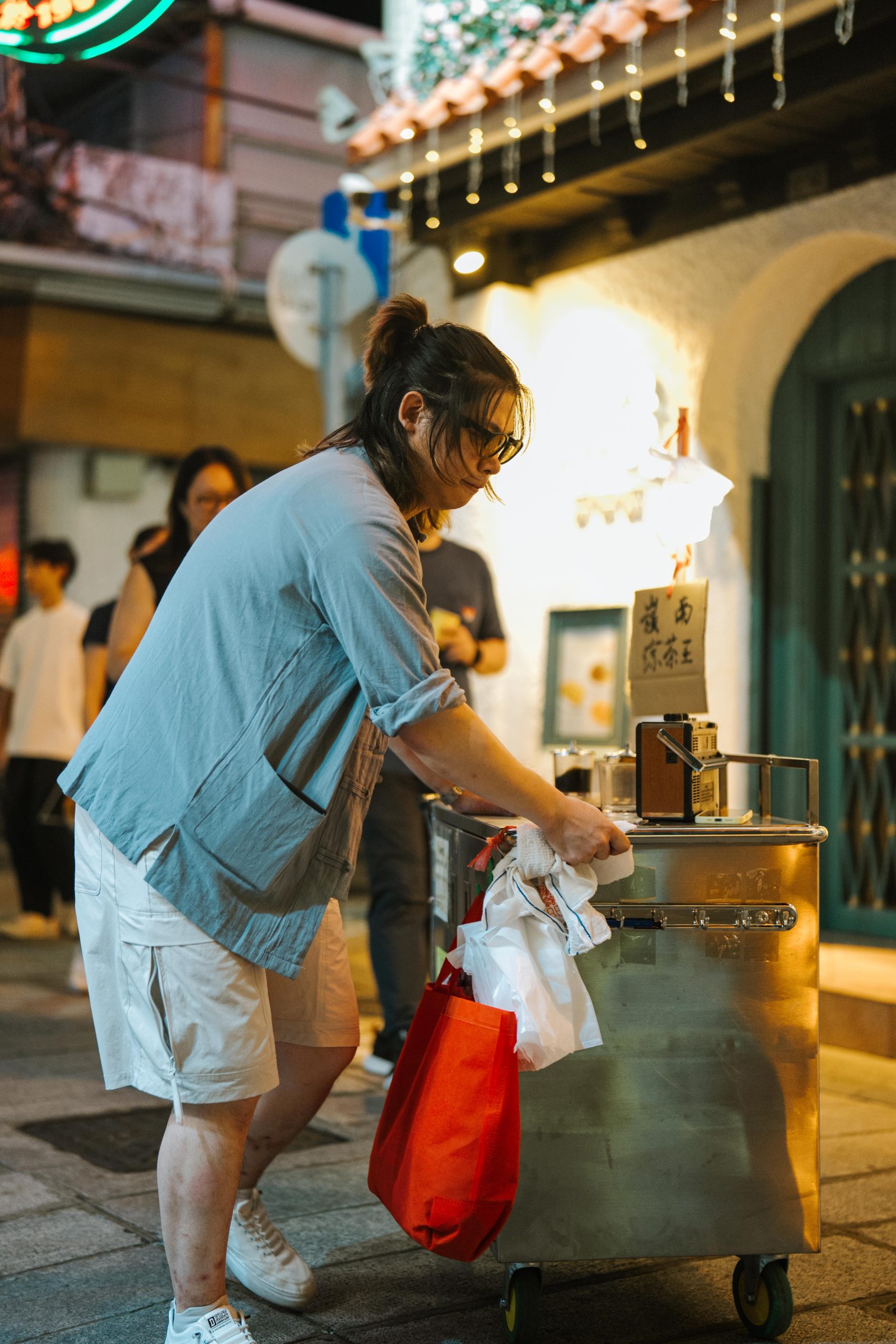 馮兆恆與涼茶文化的創新之路