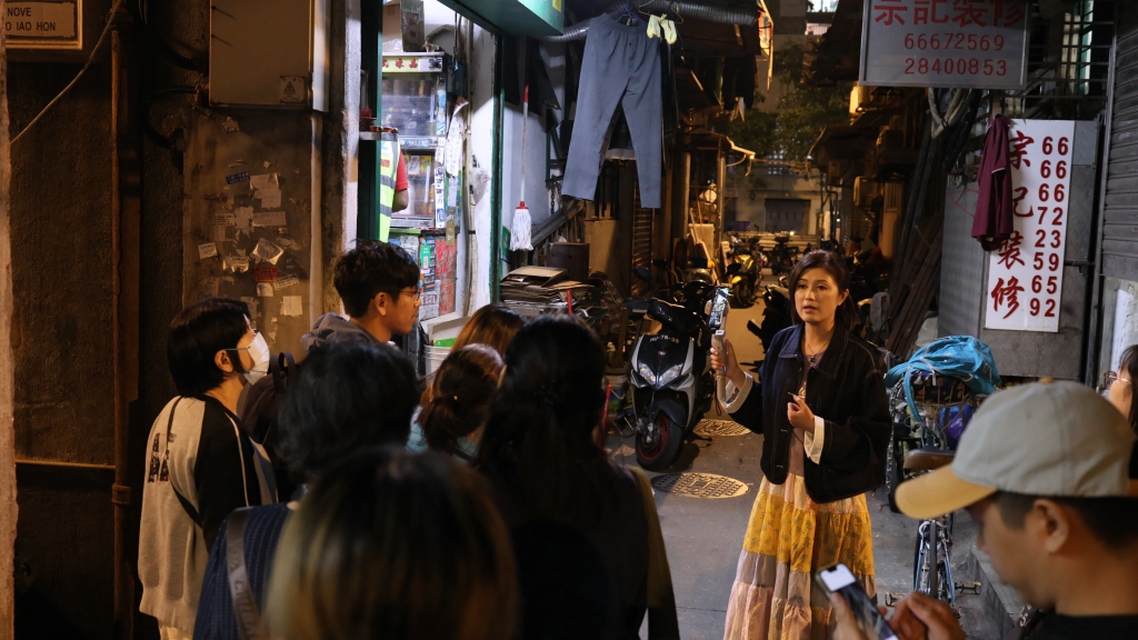 在消逝的迷宮中，重構記憶之場：評怪老樹劇團《祐漢新新村》