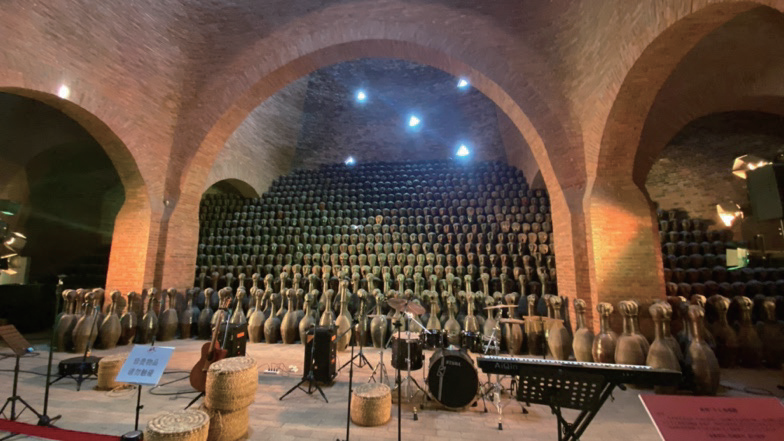 《融和門：浮華與質樸之間》——潘君保的音樂對話