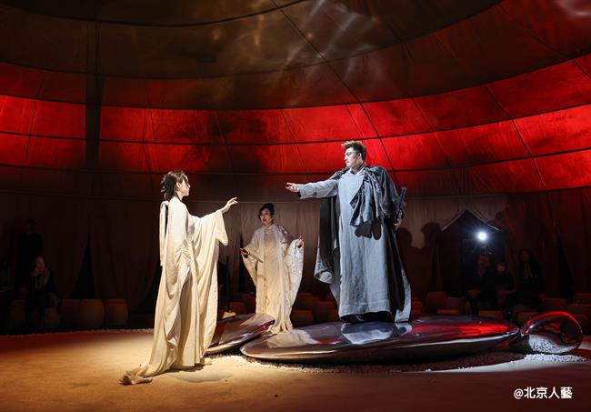 光影漫城，藝享新歲：澳門聖誕及新年節慶藝文地圖