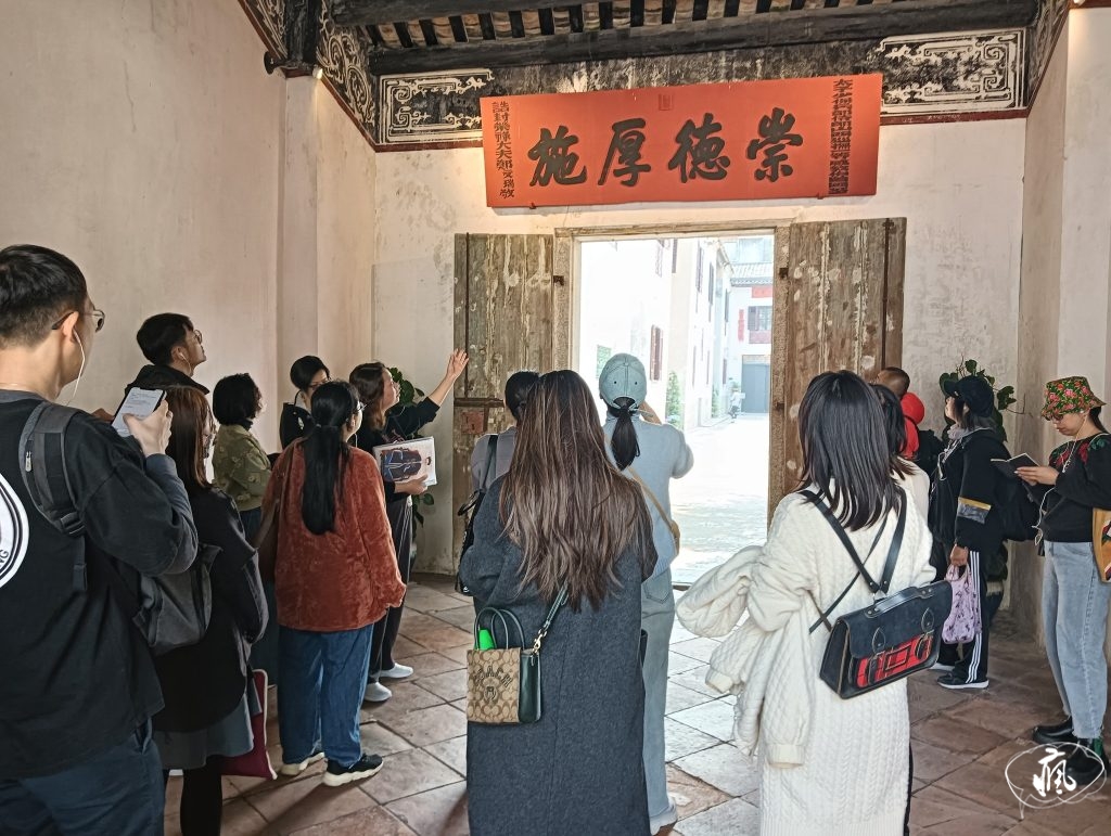 論澳門歷史建築活化的困境與突圍