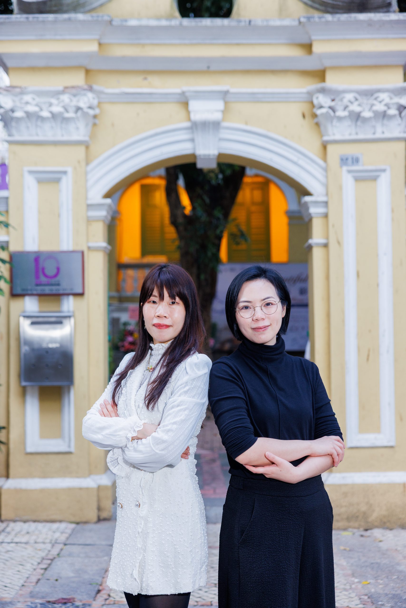 杜美娟以水彩凝濠江詩意